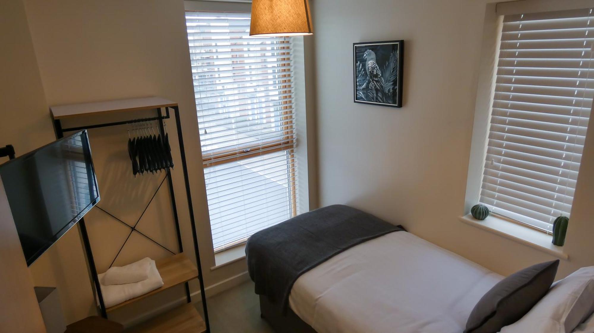 Three Bedroom Townhouse With Parking Telford Pokoj fotografie